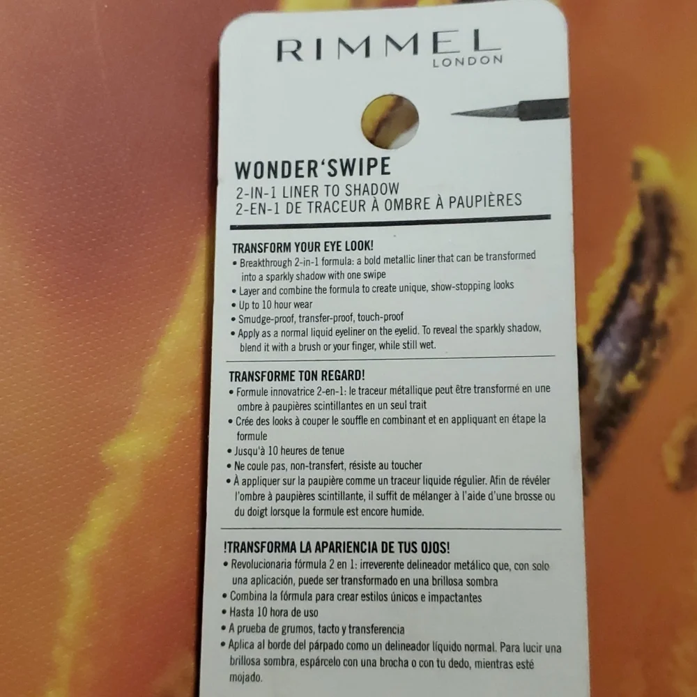 Rimmel Wonder Swipe 2-in-1